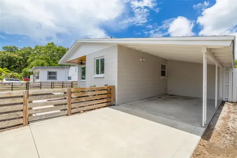 710 50th Avenue N St Petersburg FL 33703