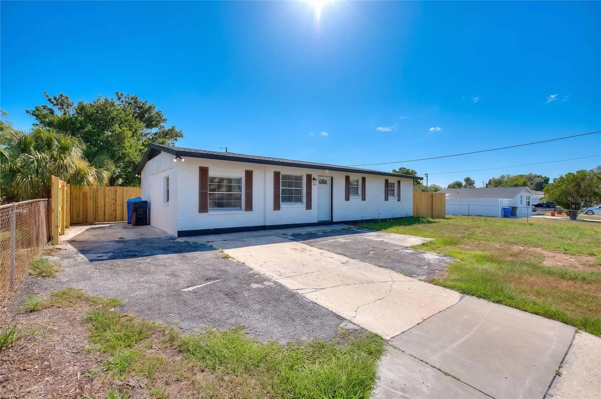 8204 Allamanda Avenue Tampa FL 33619
