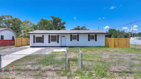 8204 Allamanda Avenue Tampa FL 33619