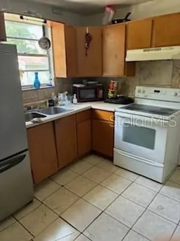 8310 N Hillsborough Lane Tampa FL 33604