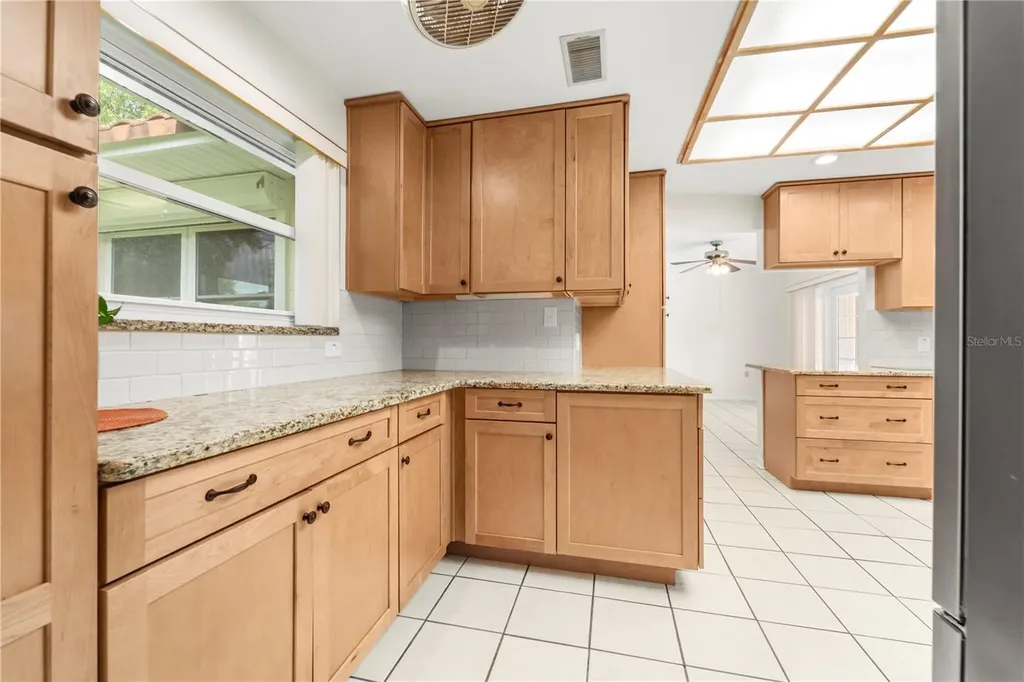 725 61st Street N St Petersburg FL 33710