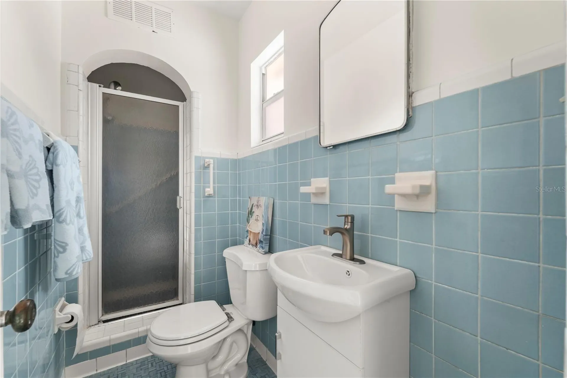 725 61st Street N St Petersburg FL 33710