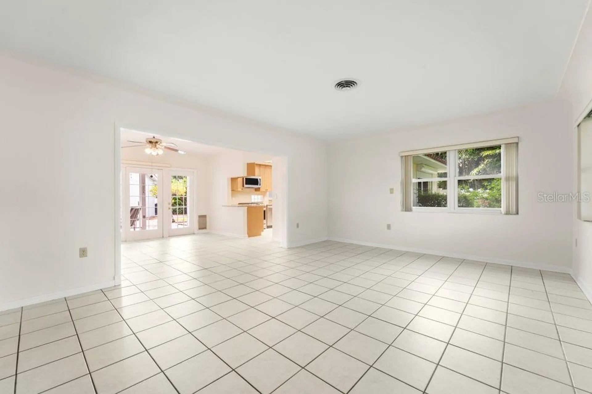 725 61st Street N St Petersburg FL 33710
