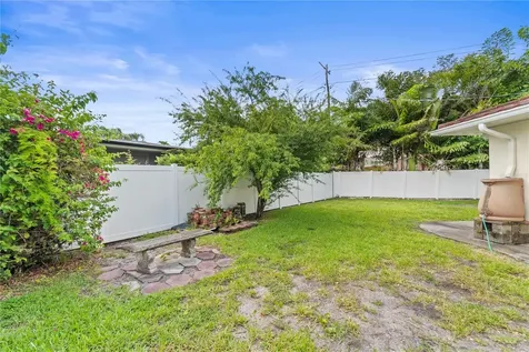 725 61st Street N St Petersburg FL 33710