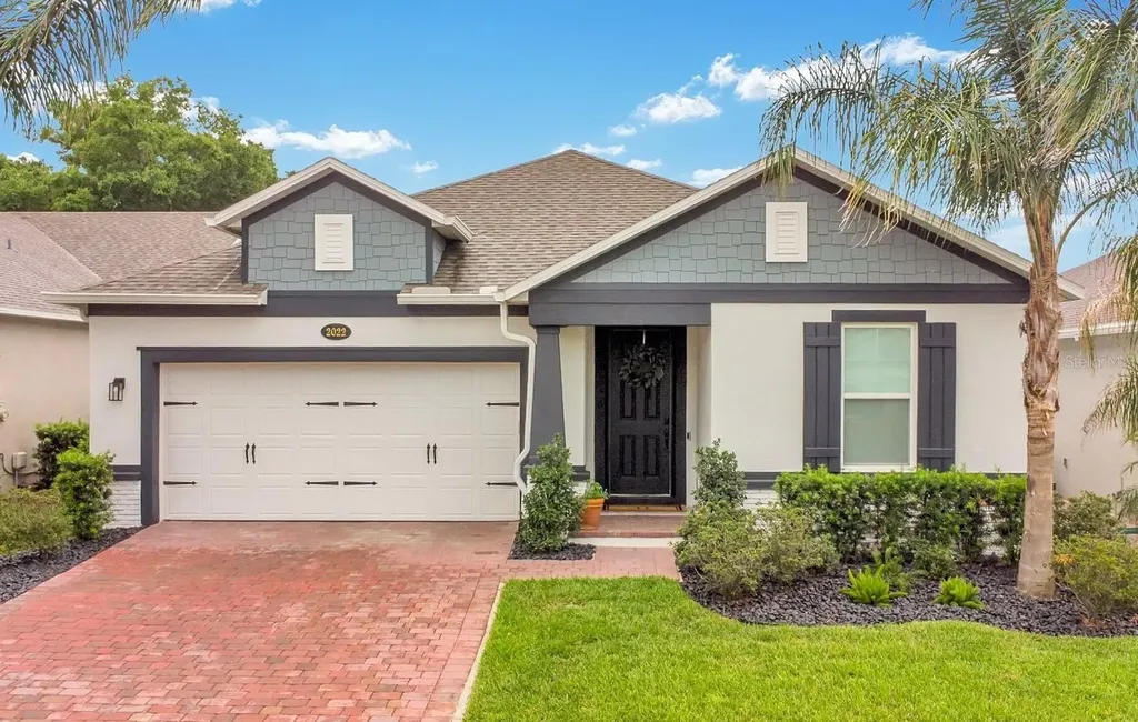 2022 Boss Hewett Street Winter Garden FL 34787