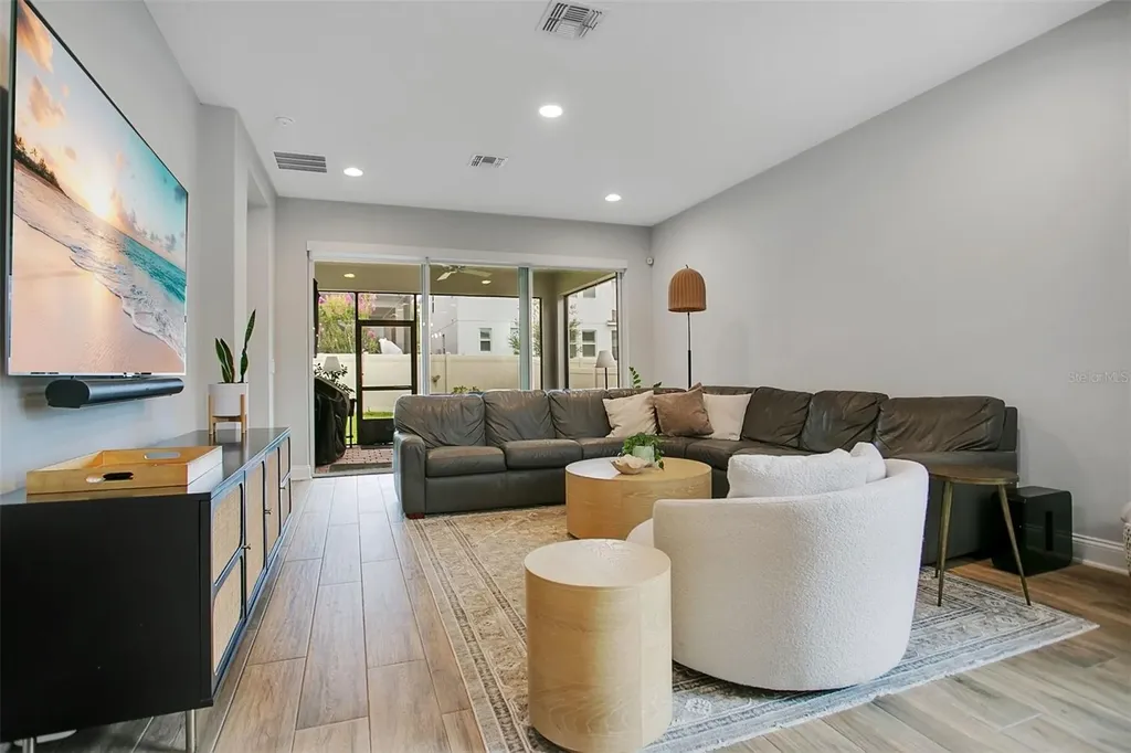 2022 Boss Hewett Street Winter Garden FL 34787