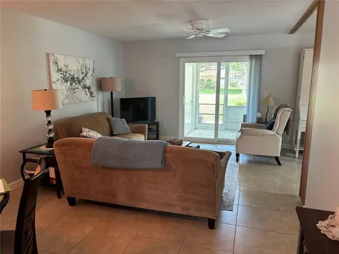 668 Park Circle Bradenton FL 34207