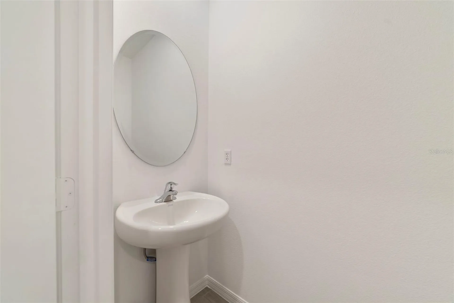1657 Greenleaf Woods Cove Oviedo FL 32765