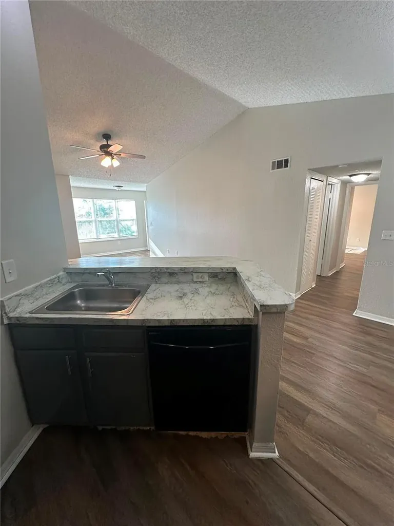 4658 Commander Drive Orlando FL 32822