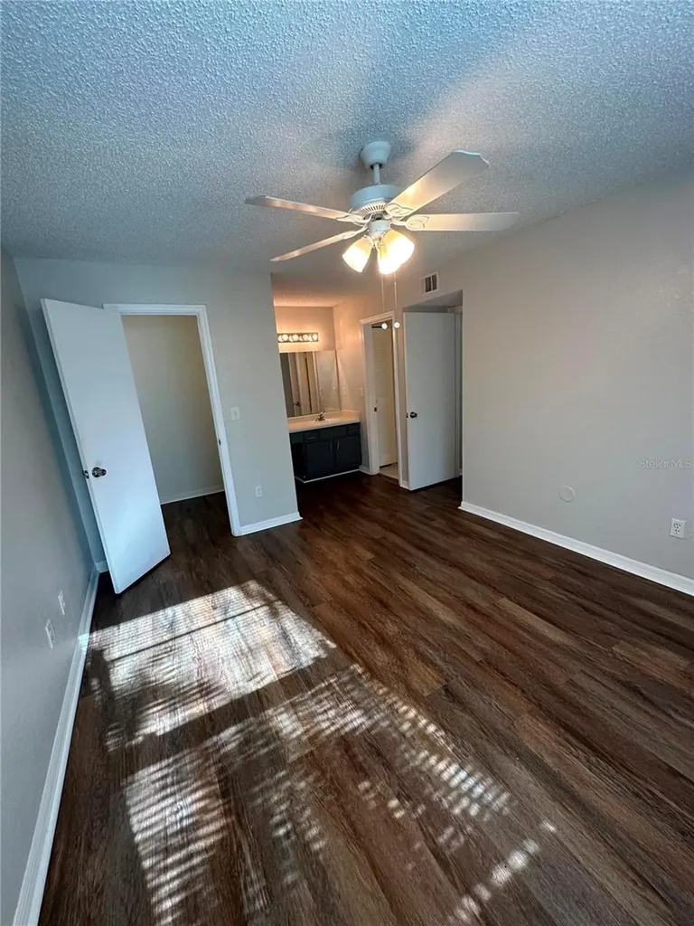 4658 Commander Drive Orlando FL 32822
