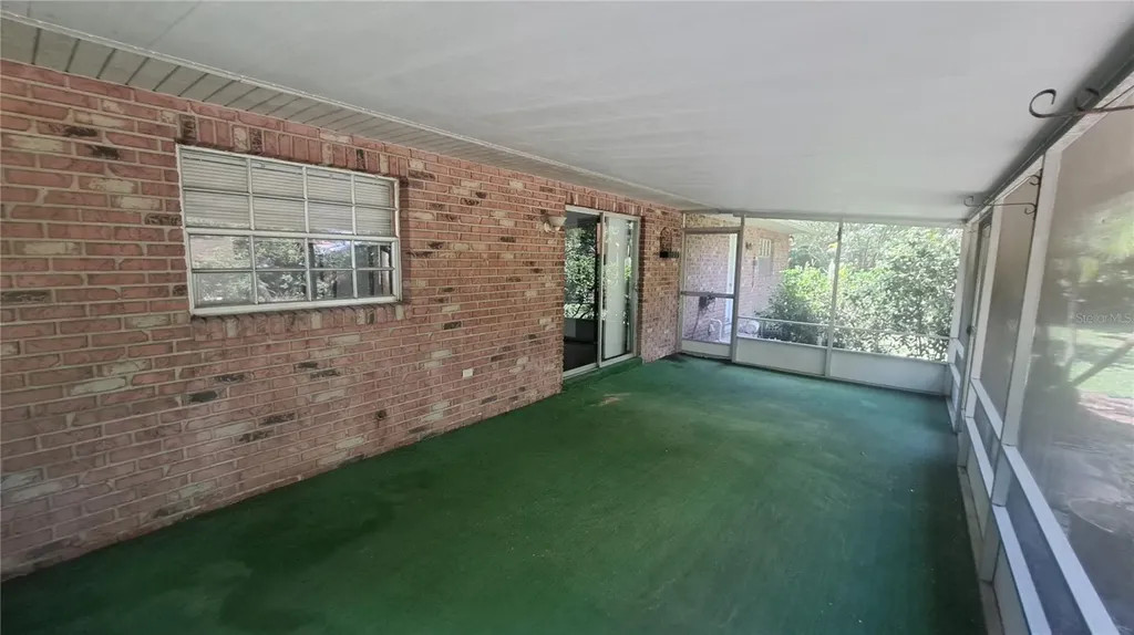 1426 Kingston Avenue Orlando FL 32807