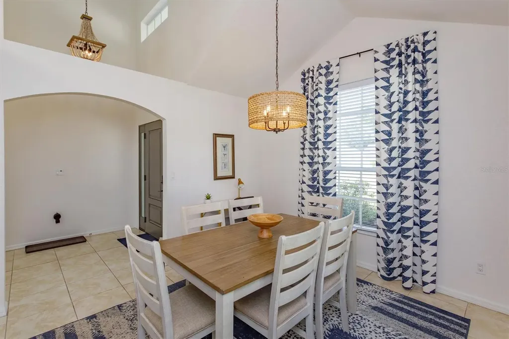 128 Wall Avenue Davenport FL 33896