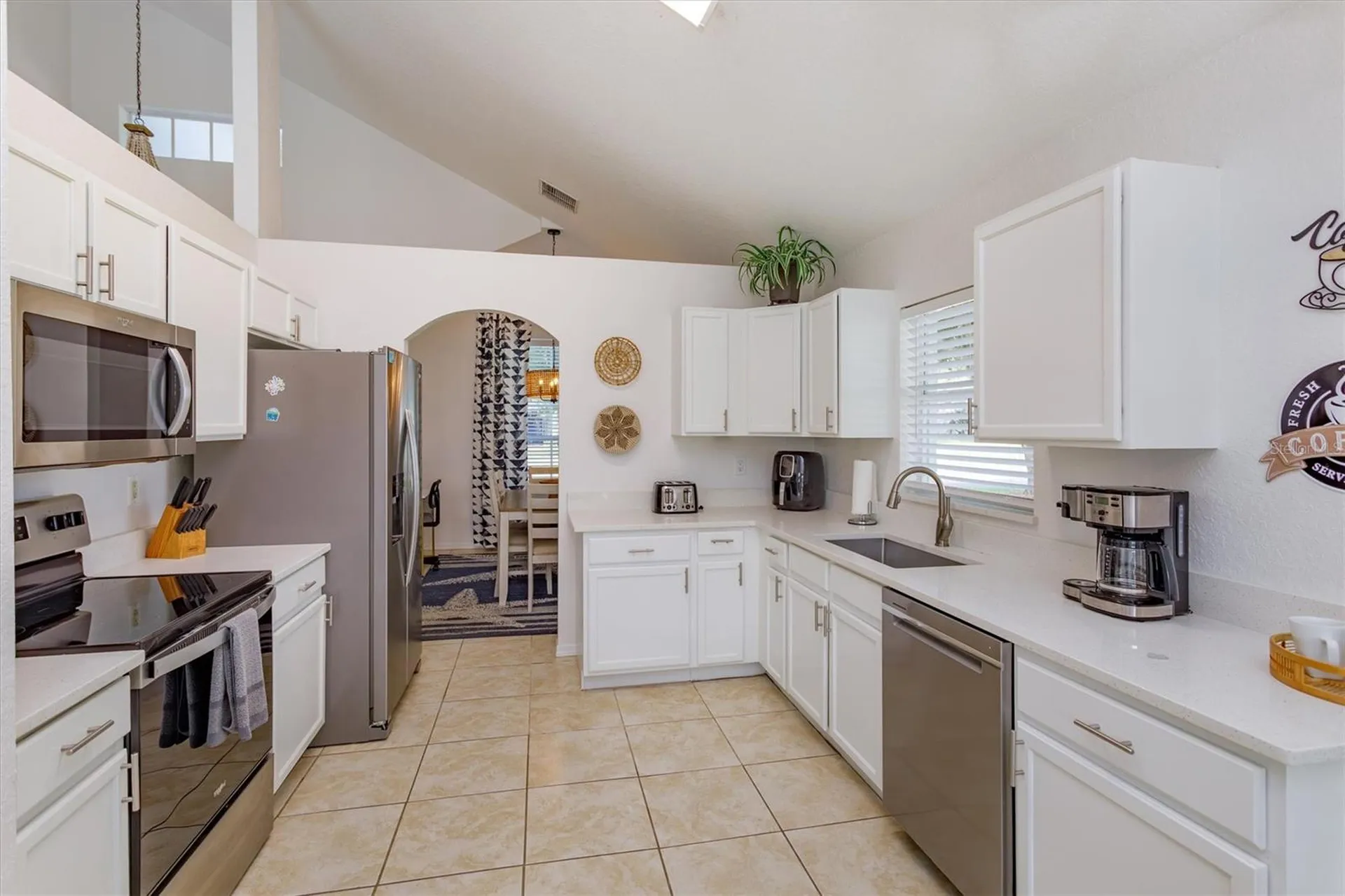 128 Wall Avenue Davenport FL 33896