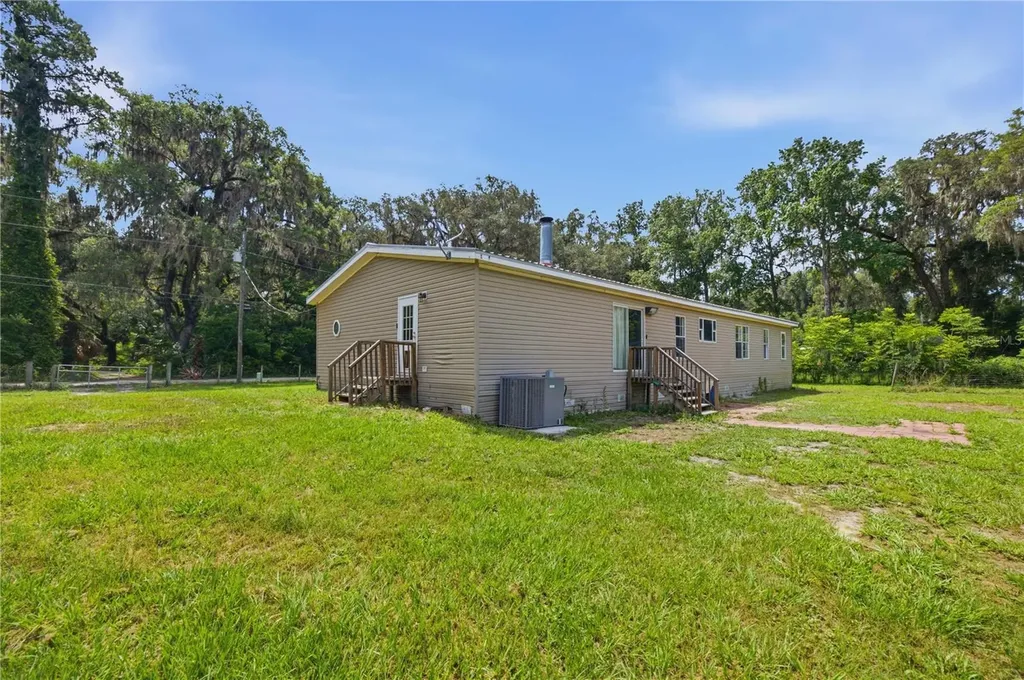 16520 NE 42nd Avenue Citra FL 32113