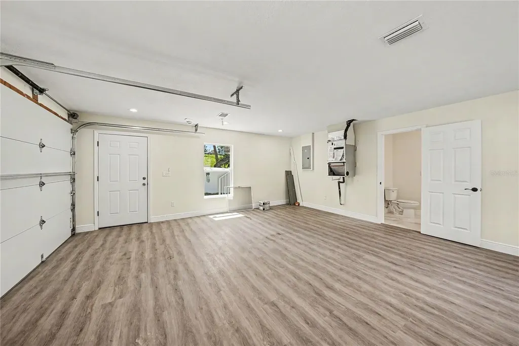 701 E Hollywood Street Tampa FL 33604