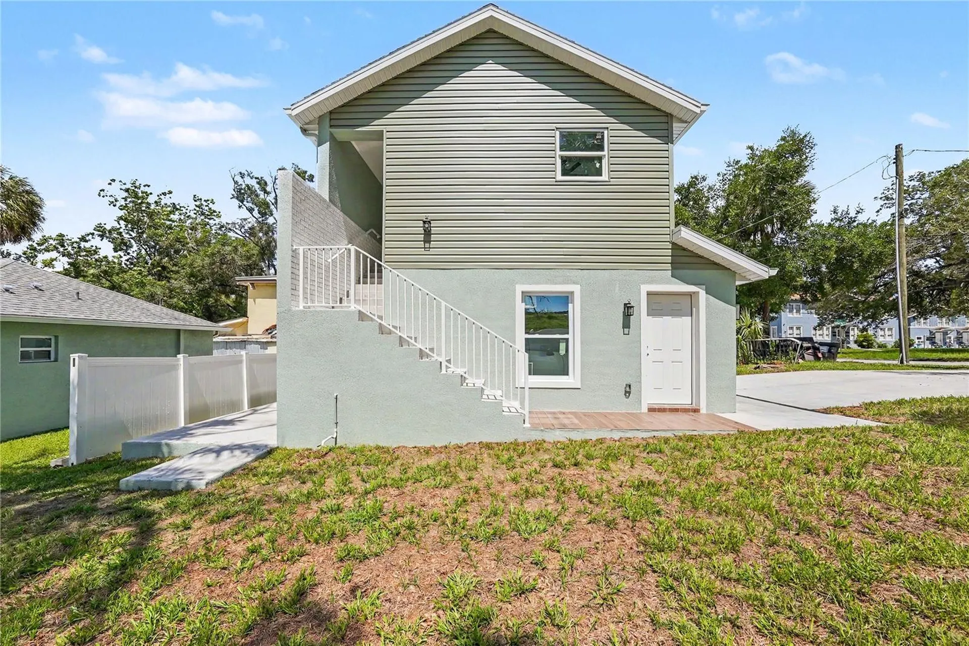 701 E Hollywood Street Tampa FL 33604