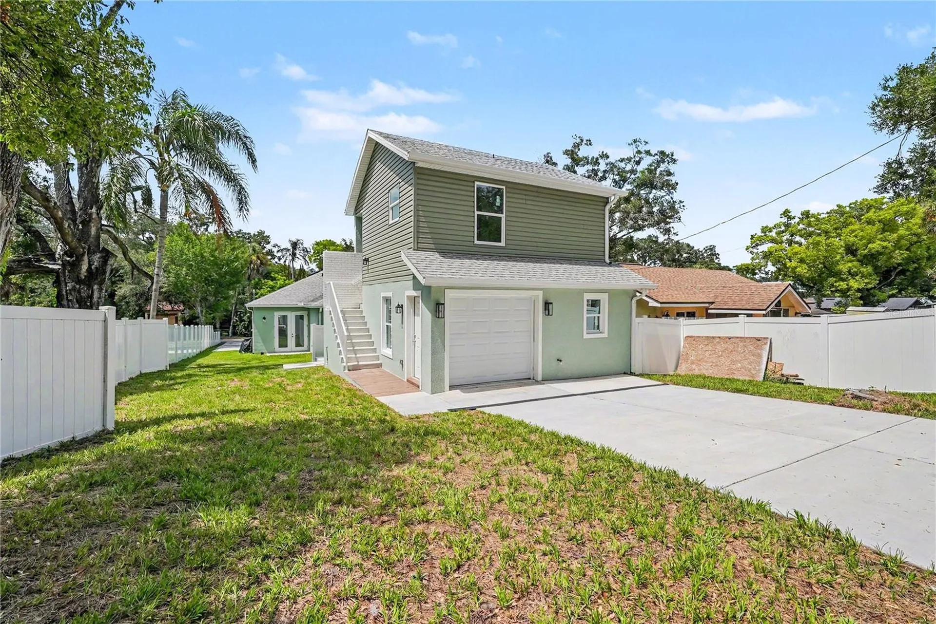 701 E Hollywood Street Tampa FL 33604