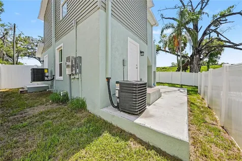 701 E Hollywood Street Tampa FL 33604