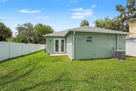 701 E Hollywood Street Tampa FL 33604