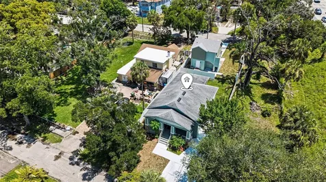 701 E Hollywood Street Tampa FL 33604