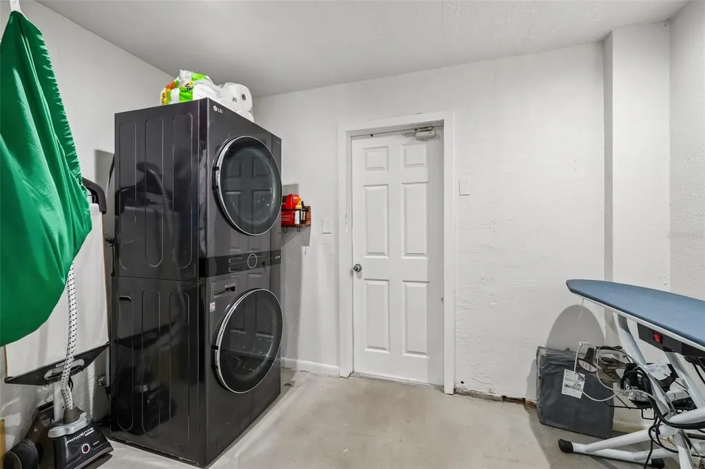 4379 44th Street S St Petersburg FL 33711