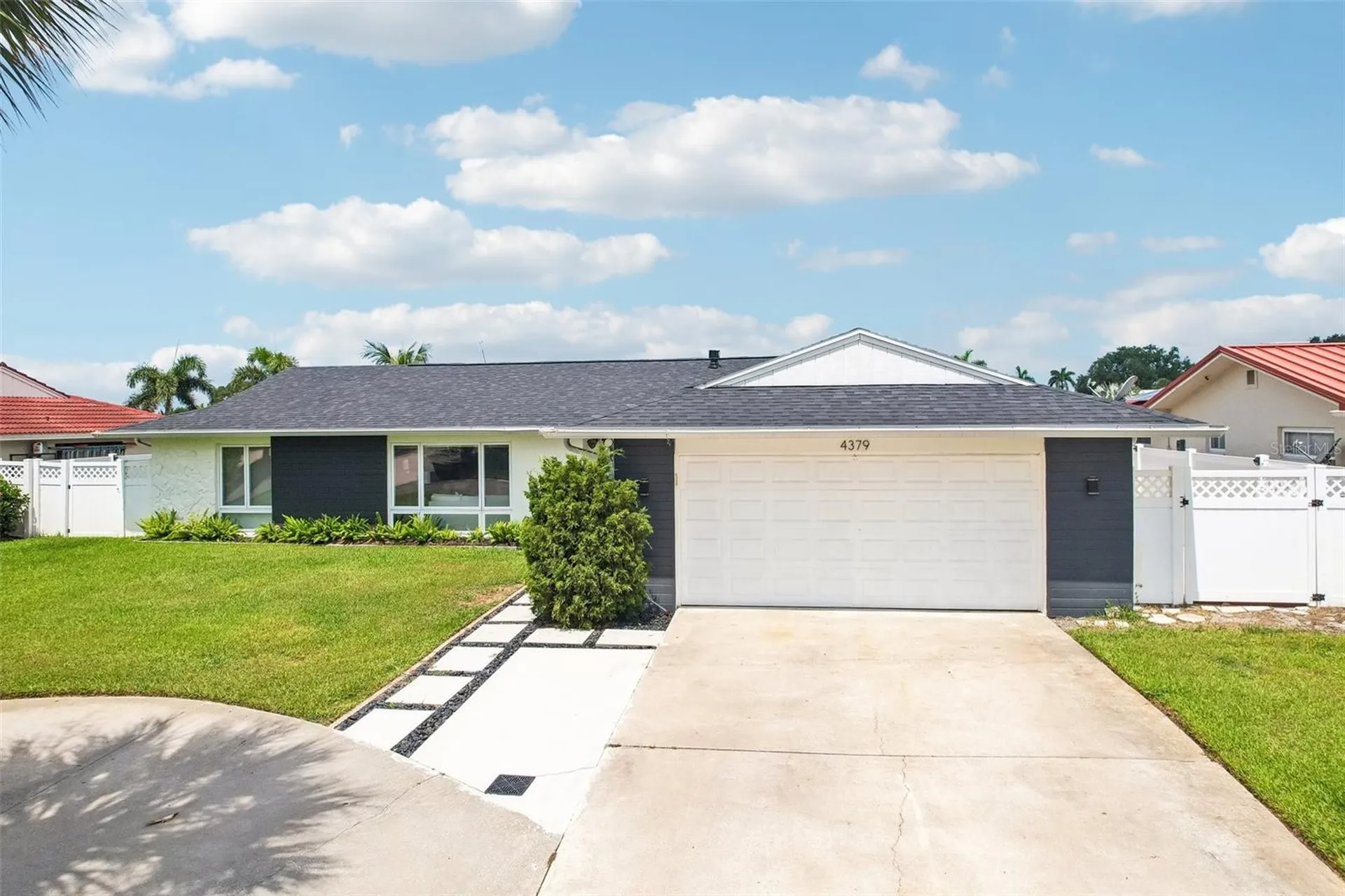 4379 44th Street S St Petersburg FL 33711