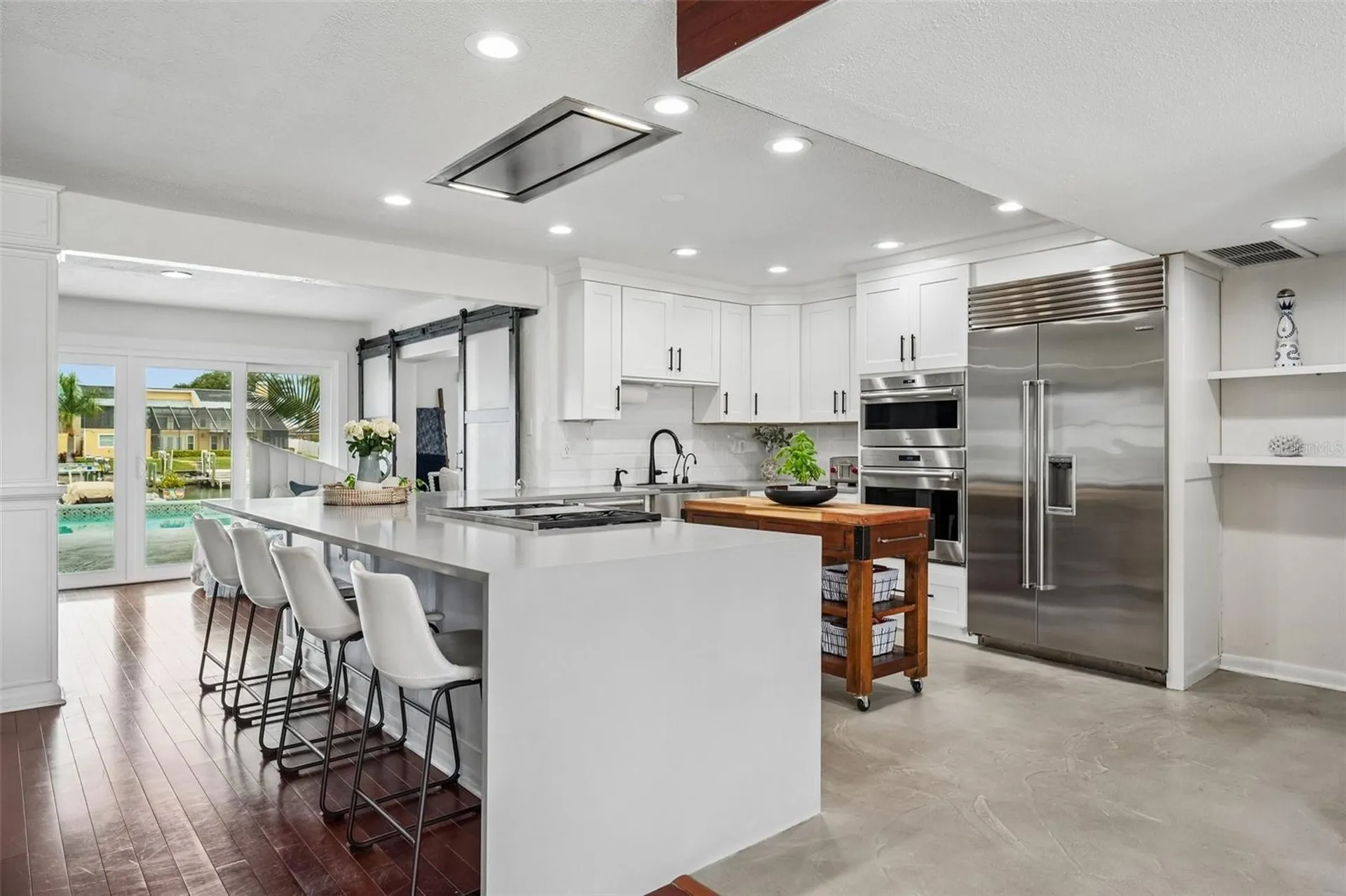 4379 44th Street S St Petersburg FL 33711