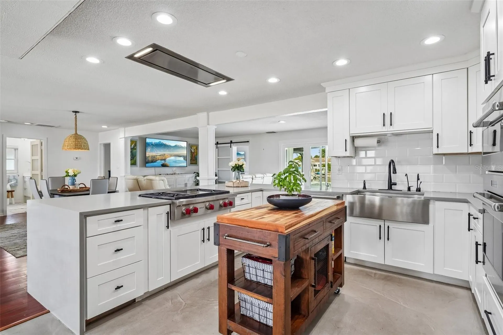 4379 44th Street S St Petersburg FL 33711