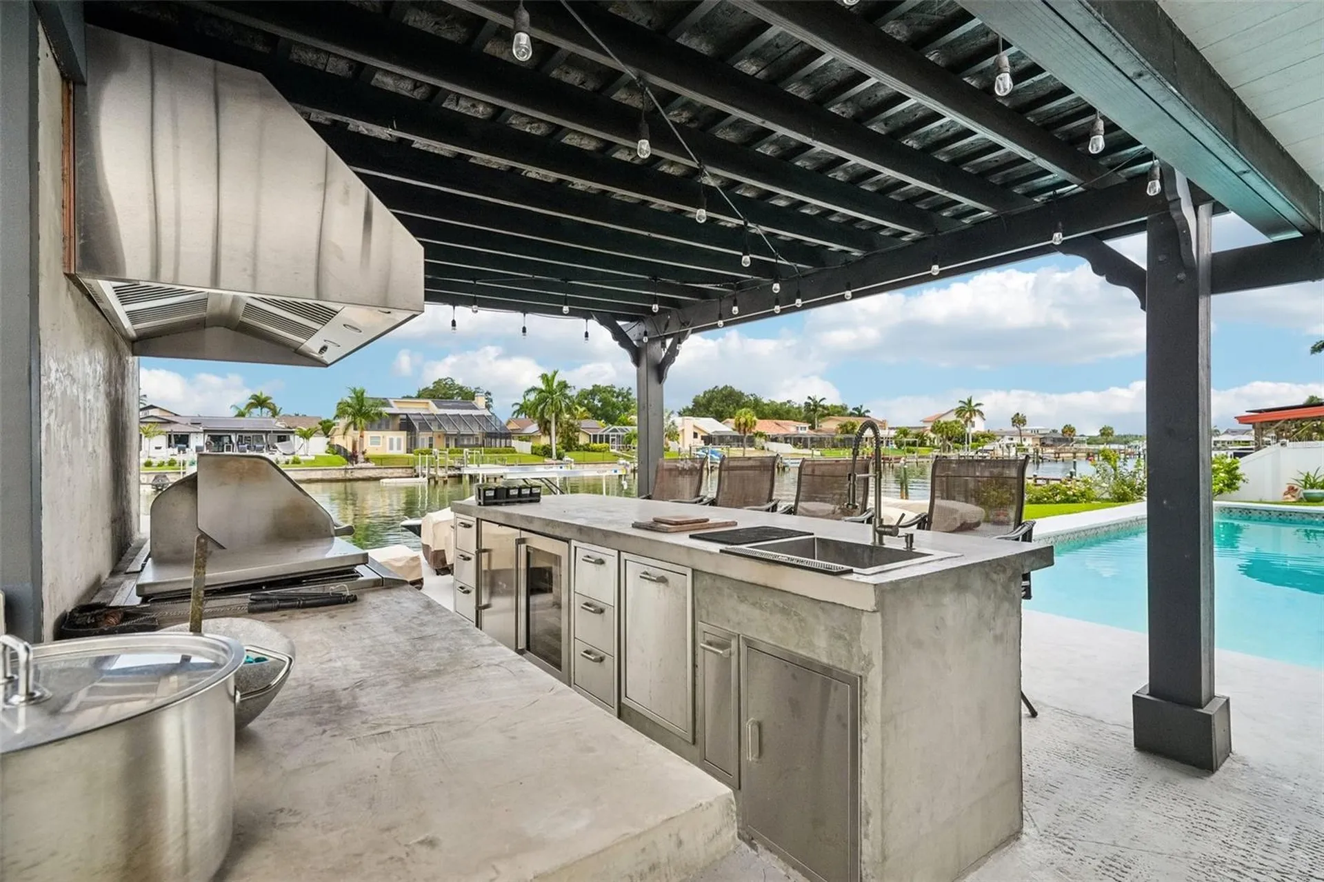 4379 44th Street S St Petersburg FL 33711