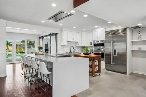 4379 44th Street S St Petersburg FL 33711