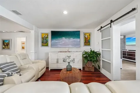 4379 44th Street S St Petersburg FL 33711