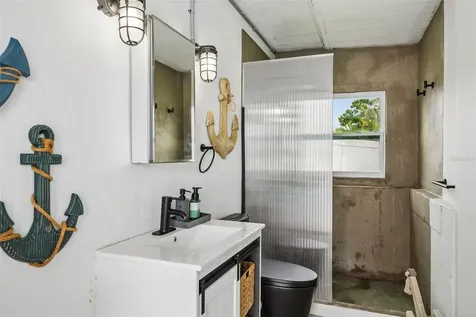 4379 44th Street S St Petersburg FL 33711