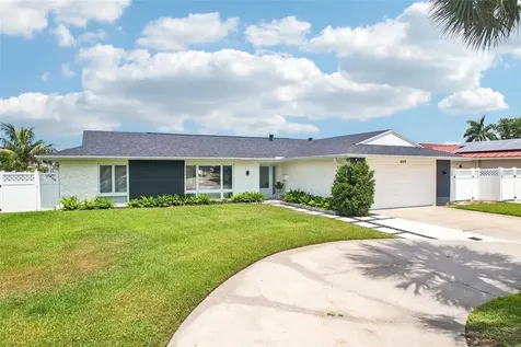 4379 44th Street S St Petersburg FL 33711