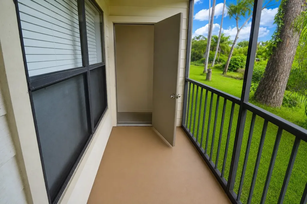 11901 4th Street N St Petersburg FL 33716