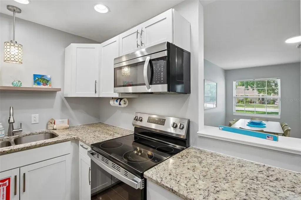 2214 23rd Avenue W Bradenton FL 34205