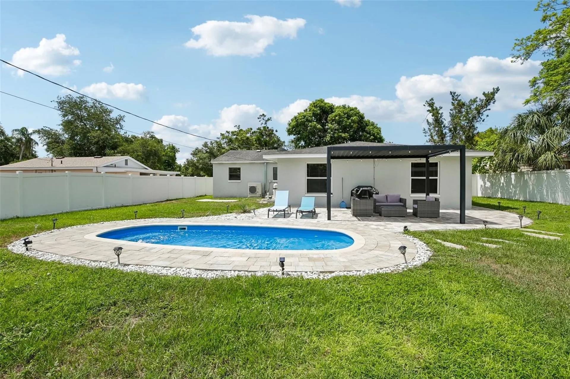 2214 23rd Avenue W Bradenton FL 34205