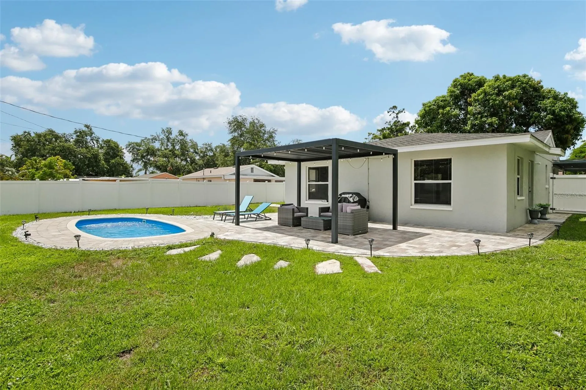 2214 23rd Avenue W Bradenton FL 34205