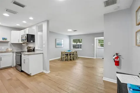 2214 23rd Avenue W Bradenton FL 34205