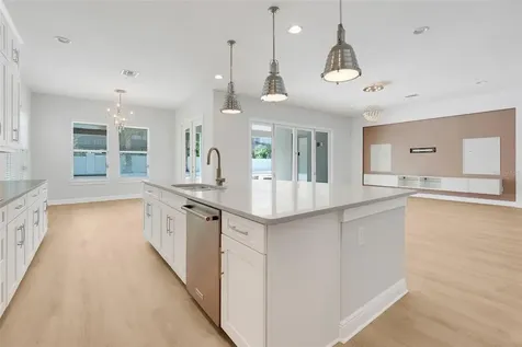 7920 Chilton Drive Orlando FL 32836