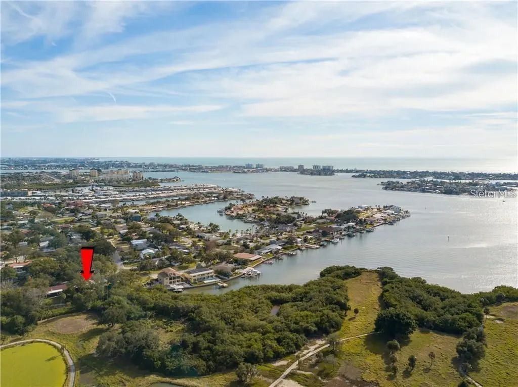 5828 Oakhurst Drive Seminole FL 33772