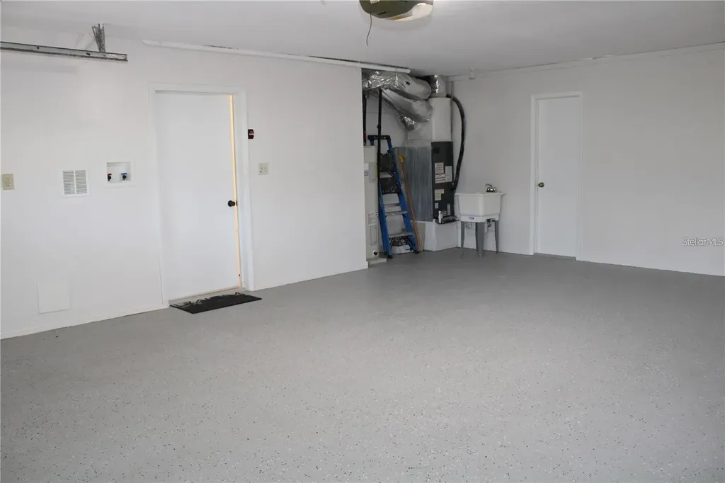 5828 Oakhurst Drive Seminole FL 33772