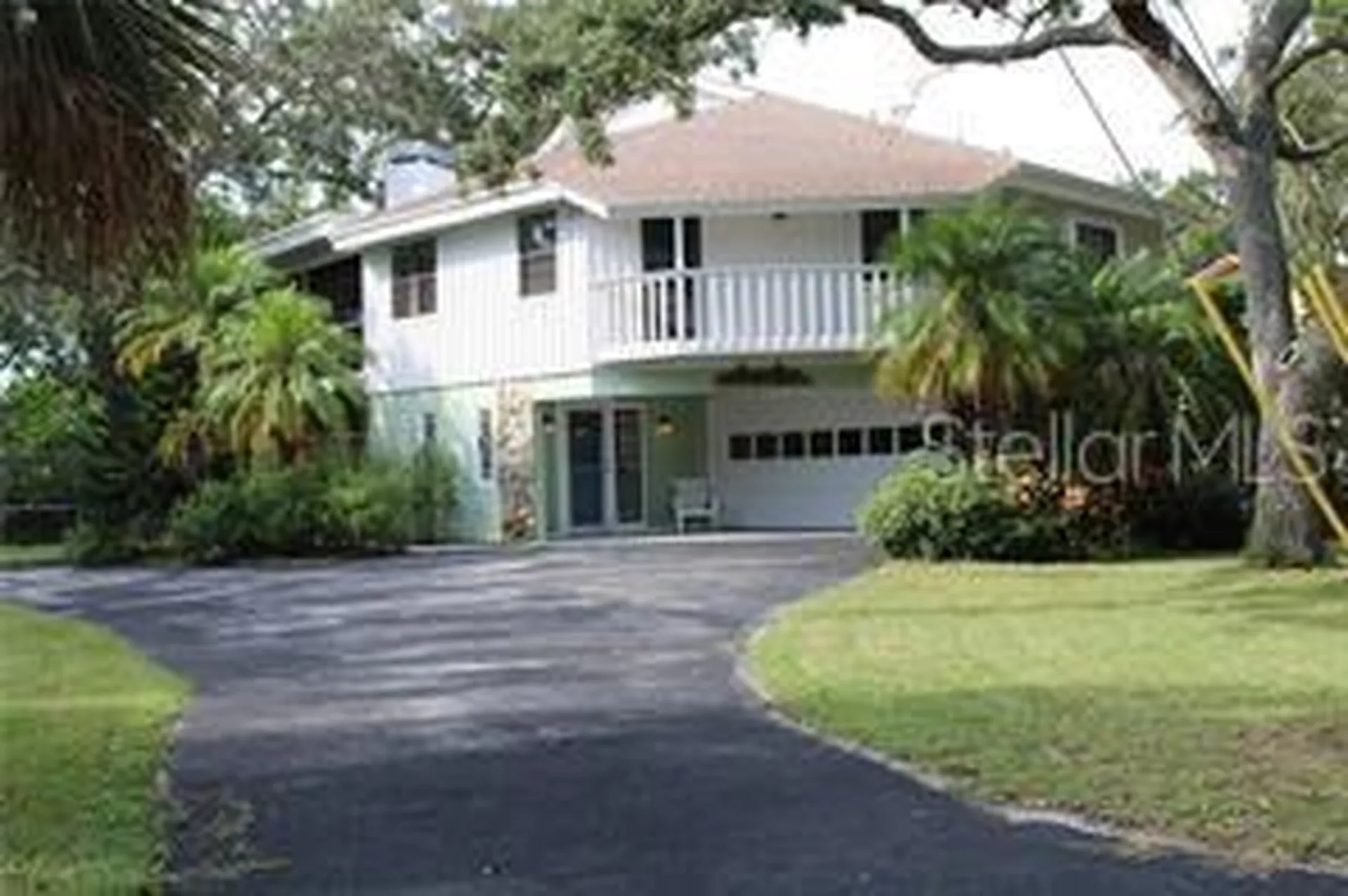 5828 Oakhurst Drive Seminole FL 33772