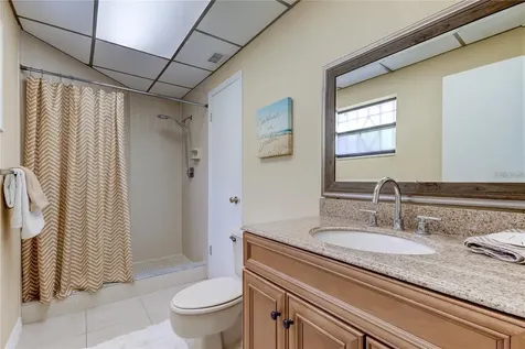 5828 Oakhurst Drive Seminole FL 33772