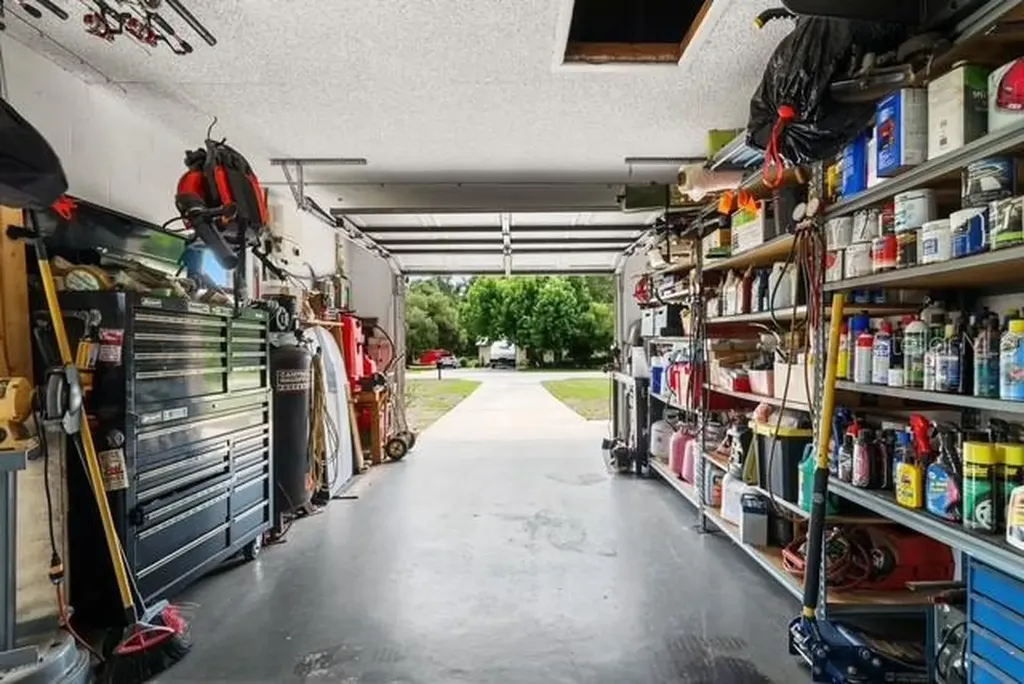 6057 Knollwood Drive Dade City FL 33523