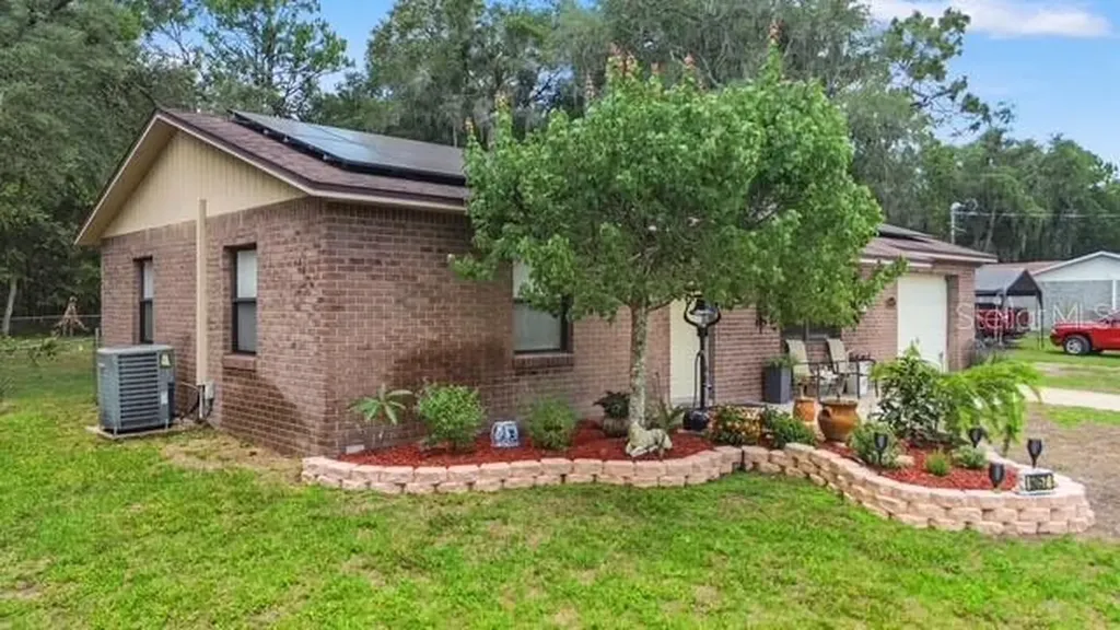 6057 Knollwood Drive Dade City FL 33523