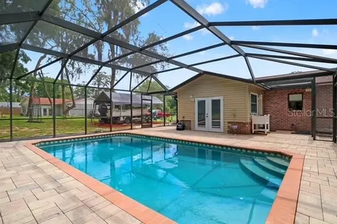 6057 Knollwood Drive Dade City FL 33523