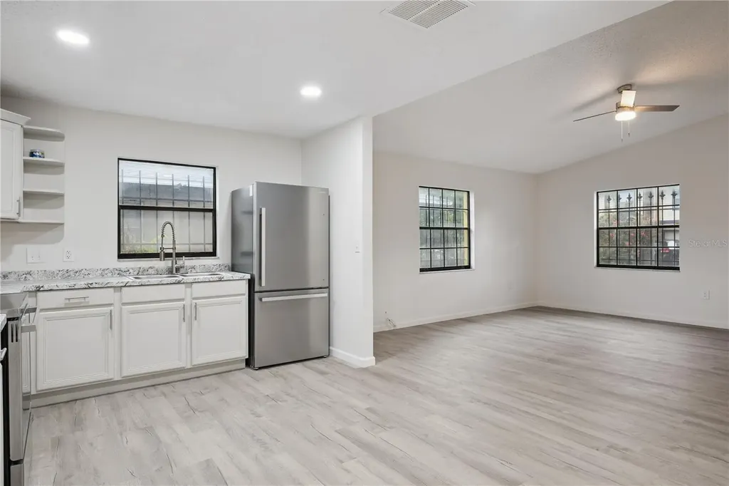 716 Grove Avenue Orlando FL 32805