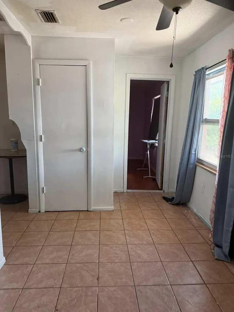 2509 25th Avenue W Bradenton FL 34205