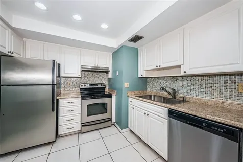2971 Estancia Boulevard Clearwater FL 33761