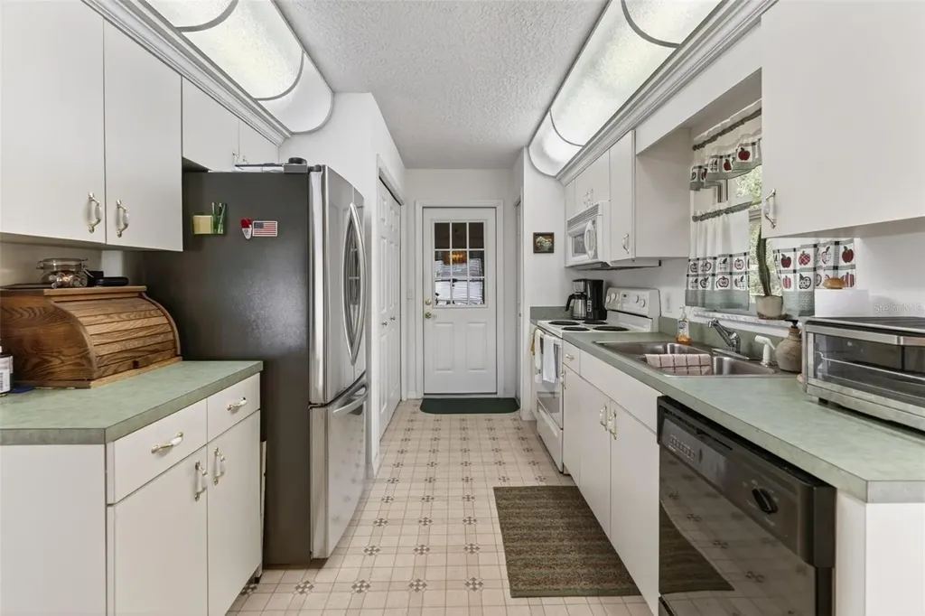 134 S Fitzpatrick Avenue Inverness FL 34453